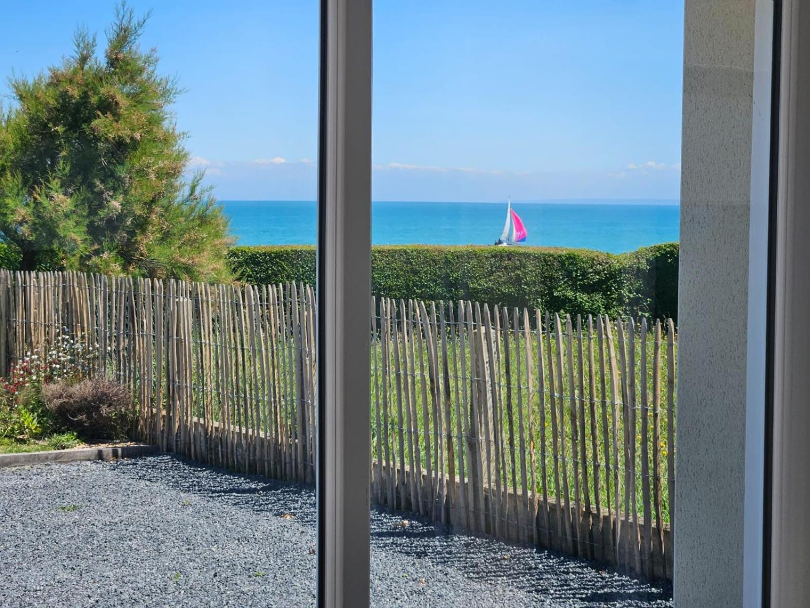 Entre Ciel Et Mer Luc-sur-Mer Exterior photo